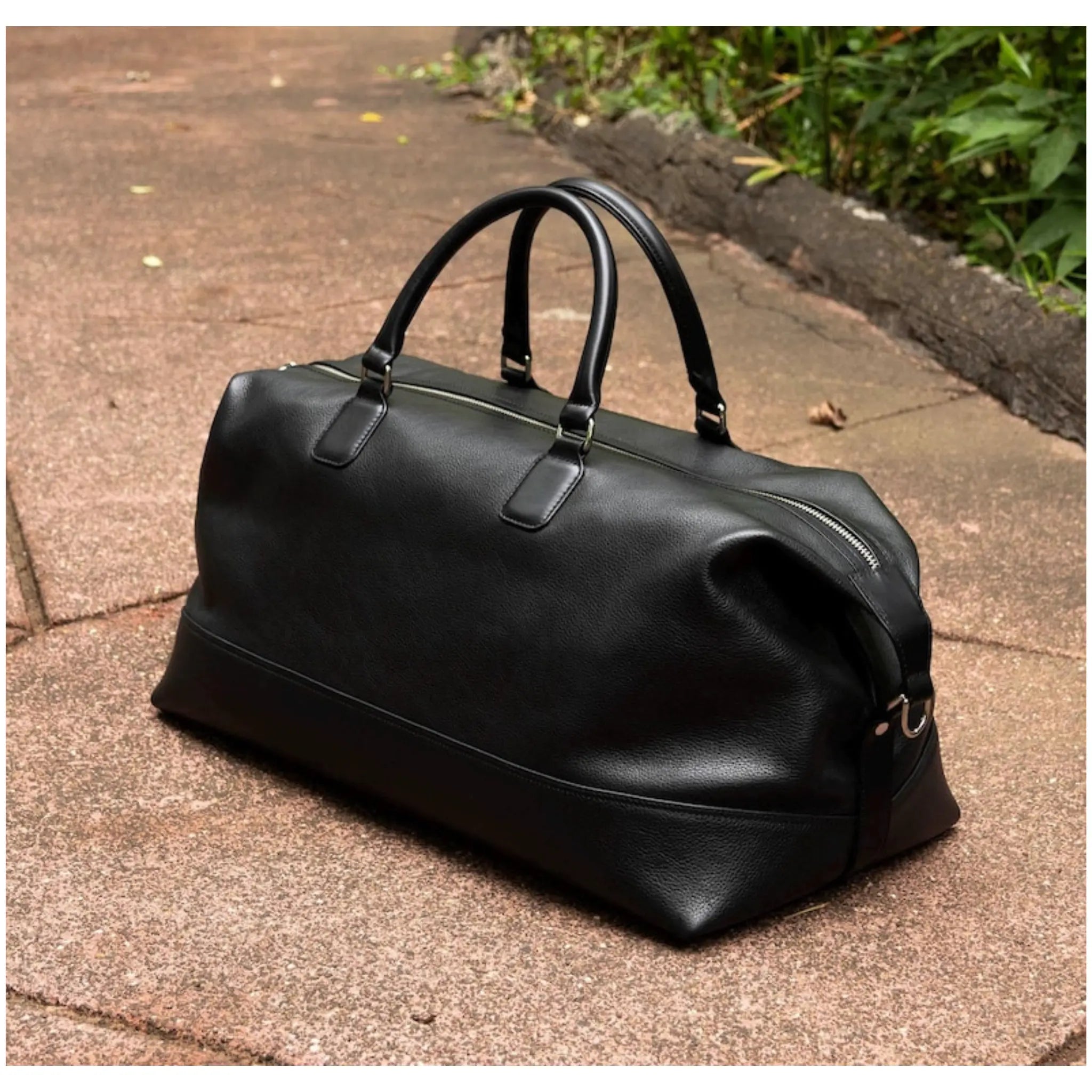 Cowhide Leather Duffle Bag in Black | Travel Weekend Bag The Leather Syndicate