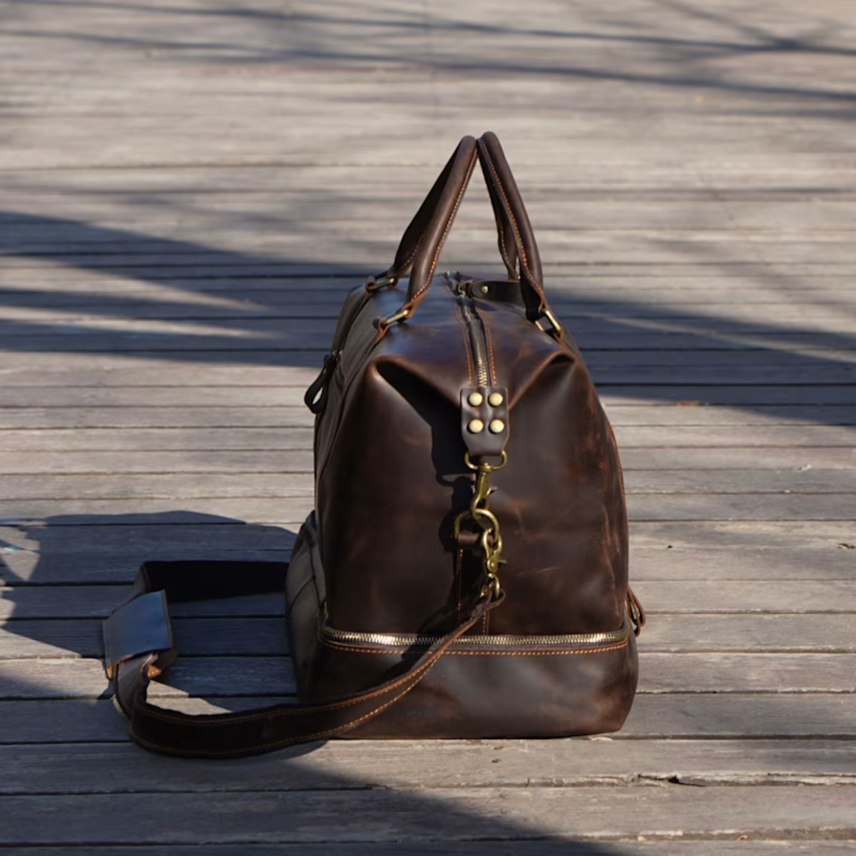 Executive Cowhide Leather Weekender – 58L Suit Travel Duffle