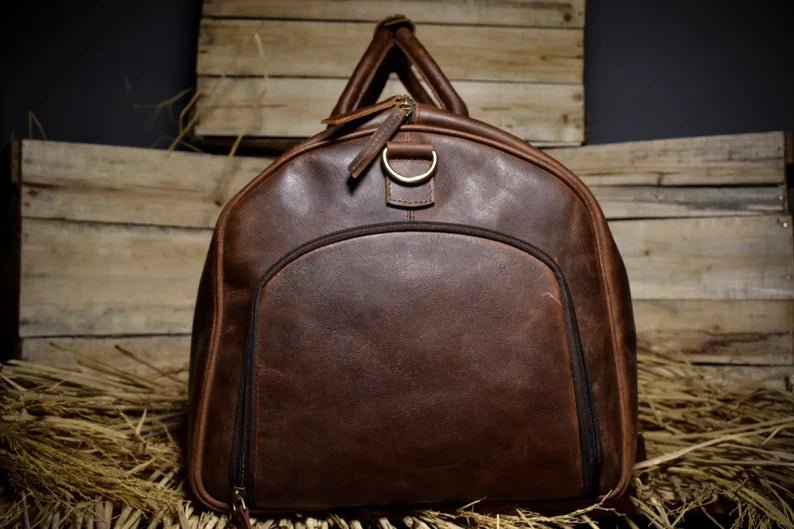 Personalized Leather Weekender Bag for business and weekend travel
